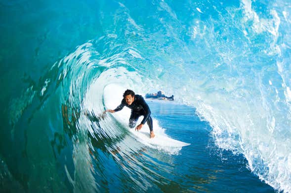 Cours de surf à la plage de Carcavelos